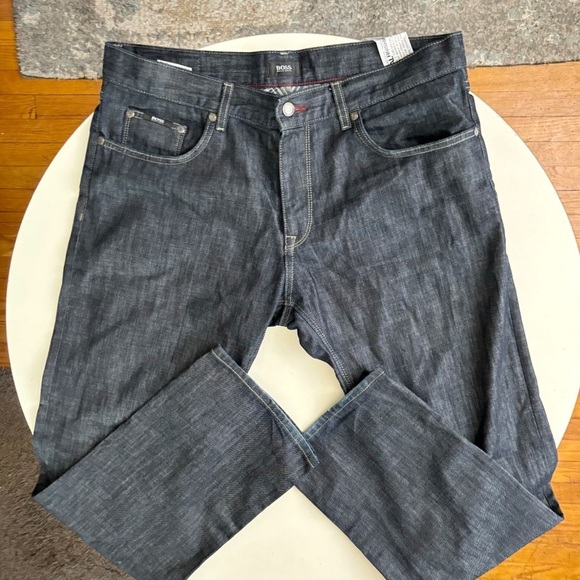 Hugo Boss Men’s Regular Fit Straight Leg Jeans 36x32 Dark Wash - Picture 1 of 11